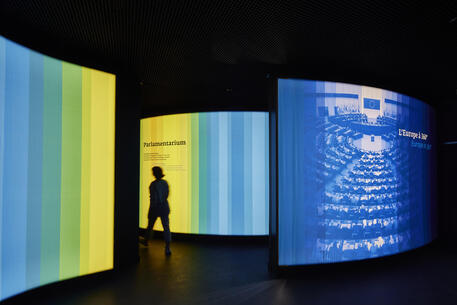 Chcete navrhovat instalace interaktivních výstav europarlamentu po celé Unii? Teď máte šanci